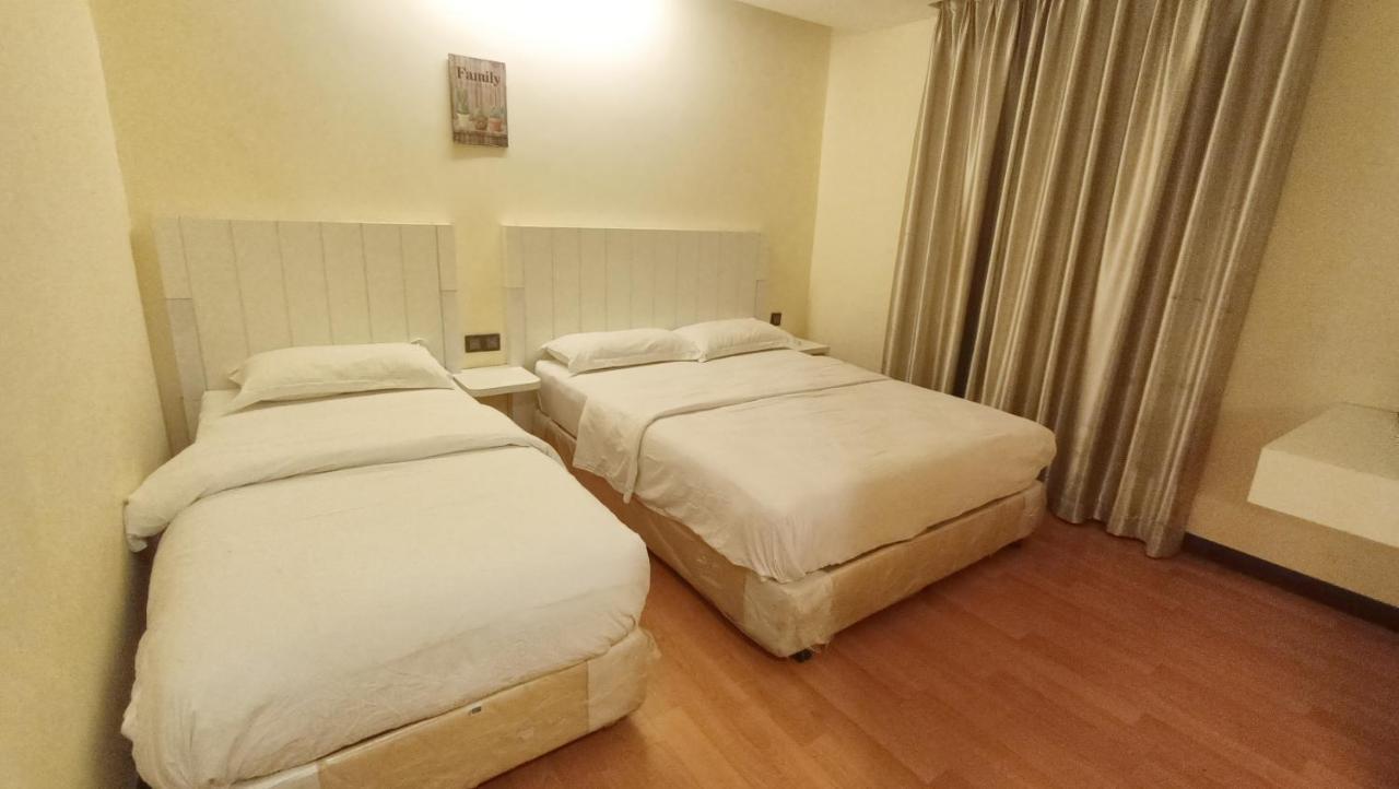 Oyo 90457 Borneo Eco-House Hashtag 12 Boutique Hotel Kota Kinabalu Exteriör bild