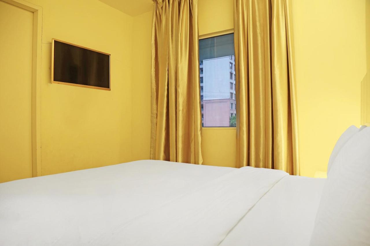 Oyo 90457 Borneo Eco-House Hashtag 12 Boutique Hotel Kota Kinabalu Exteriör bild